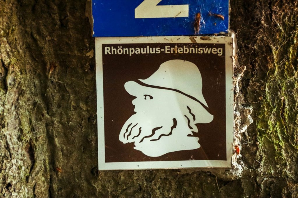 Marke am Rhönpaulus-Weg