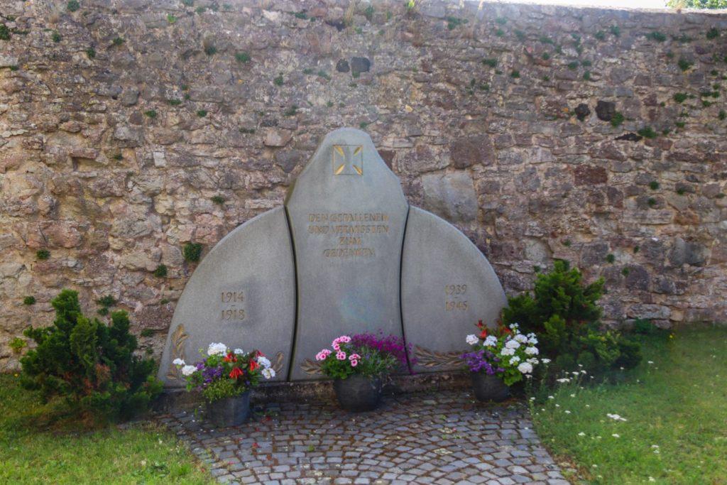 Denkmal in Kaltensundheim