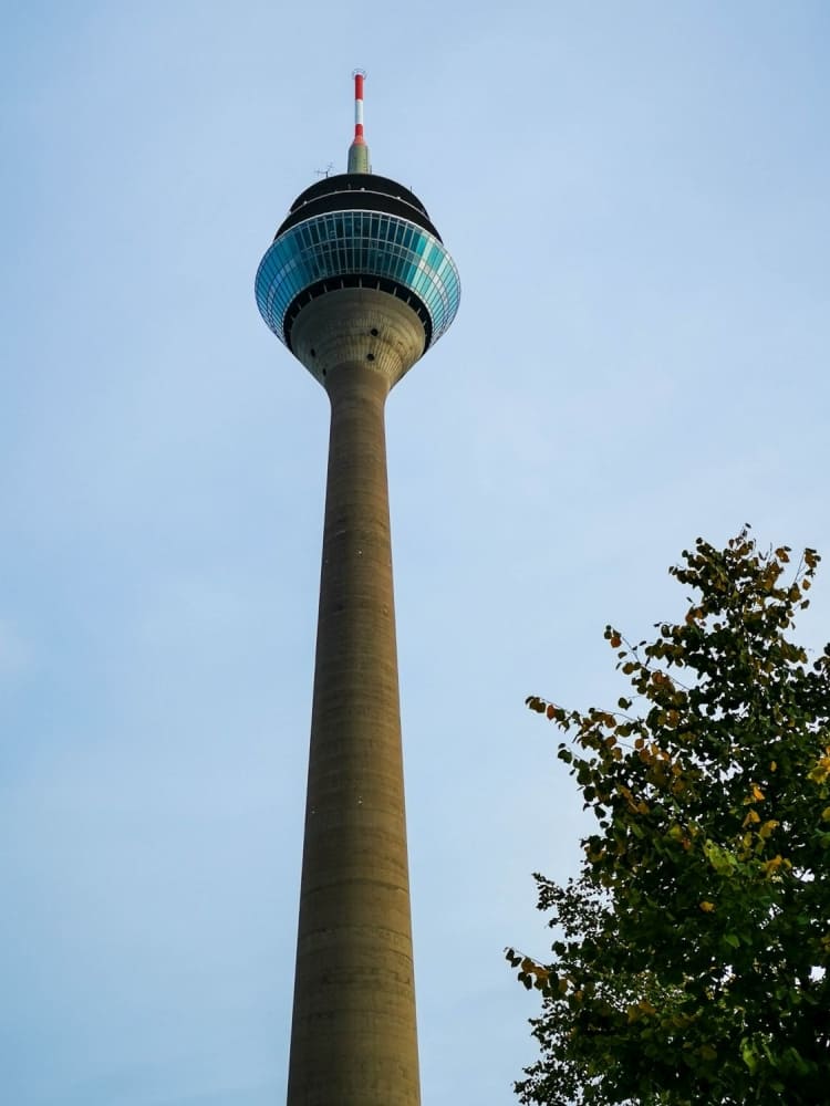 Der Rheinturm in Düsseldorf