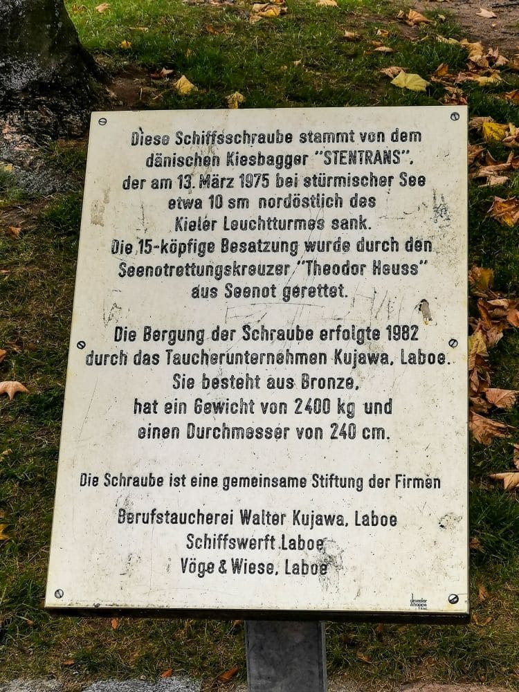 Die Schiffschraube am Hafen von Laboe