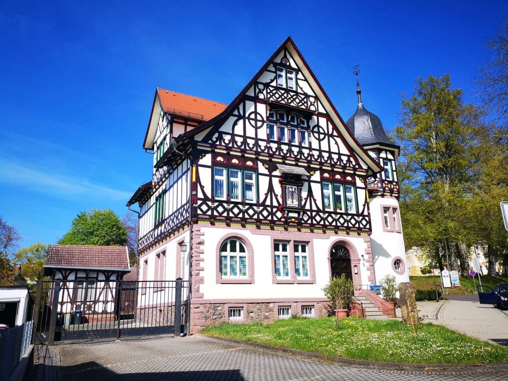 Entdecke die Sehenswürdigkeiten von Bad Liebenstein Ein Kurort mit Charme