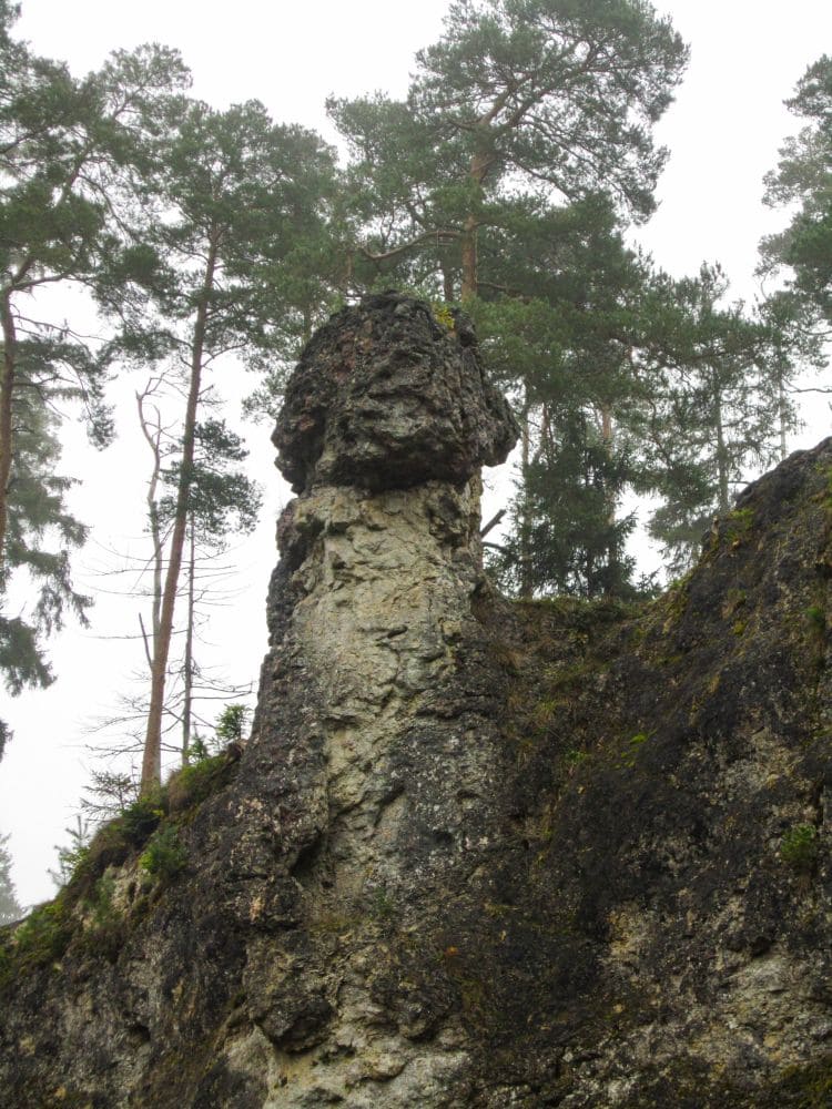 Monolithe im Felsenmeer im Wental